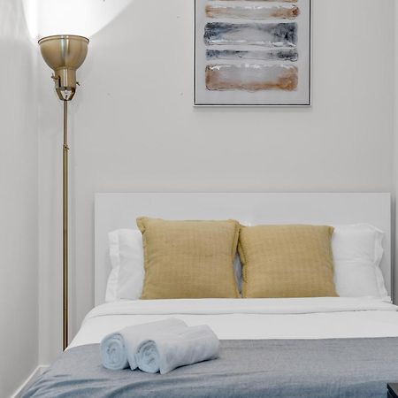 Spadina Modern Suites Toronto Eksteriør bilde